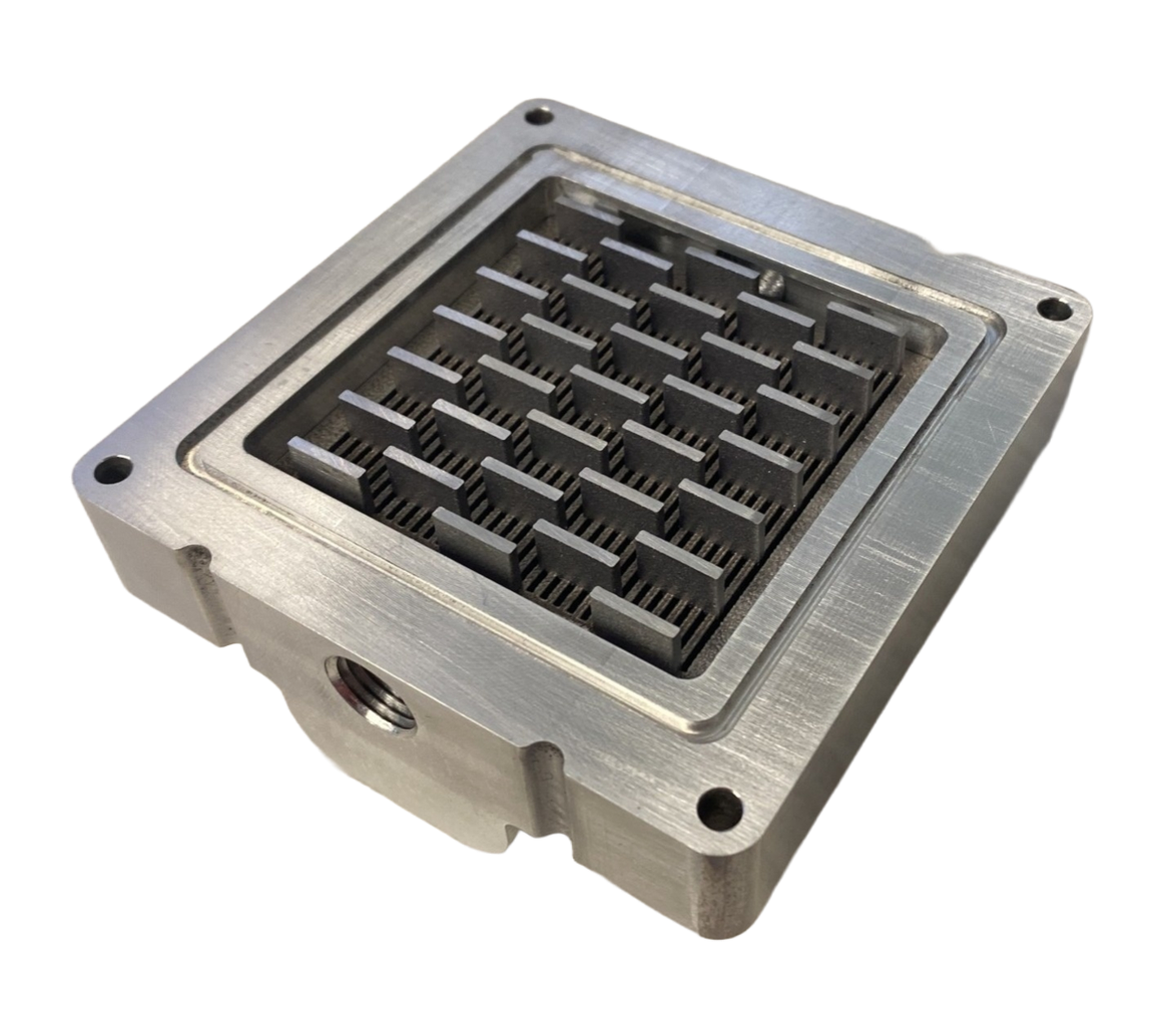 Liquid Cooler: Al–AlSi10Mg cold-plate hardware. Original archive image.